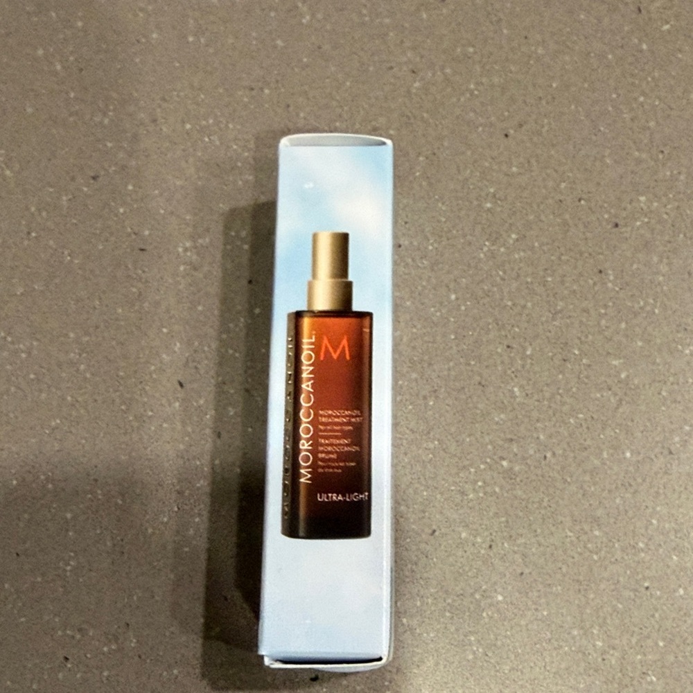 Moroccanoil Ultra-Light Hair Treatment